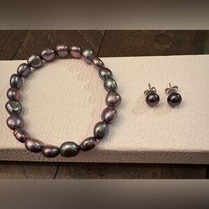Honora Black Pearl Stretch Bracelet and Earring Set
